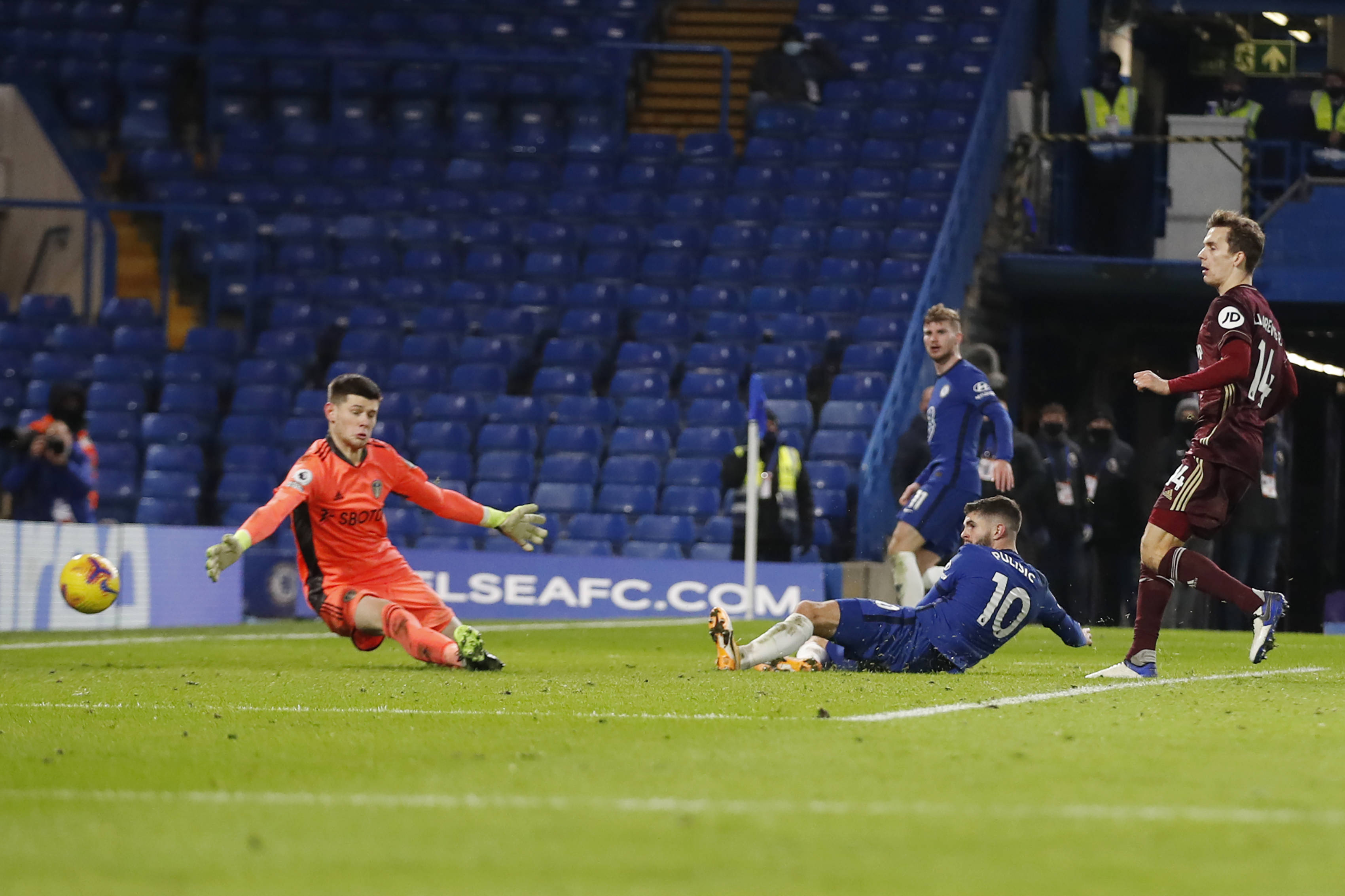 赛的整体发 赛的整体发